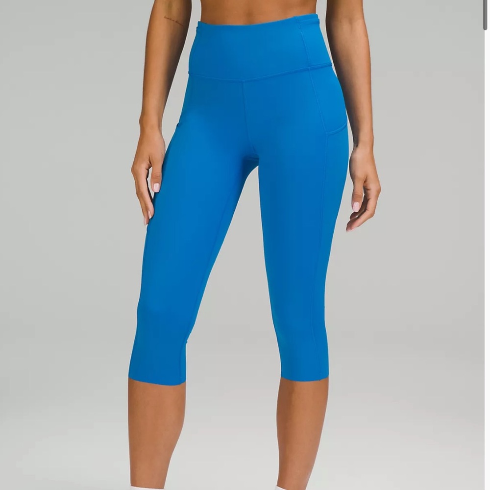 Lululemon Fast and Free high-rise 19” crop leggings with pocket BARELY used!